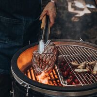 Grilltangid Monolith