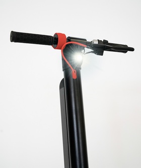 Pildid / - - x8 punane esituli